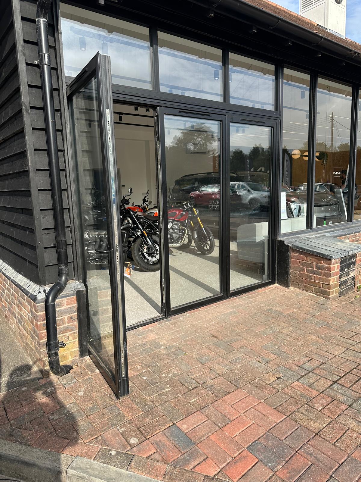Slide_Fold_&_Stack_Doors_007